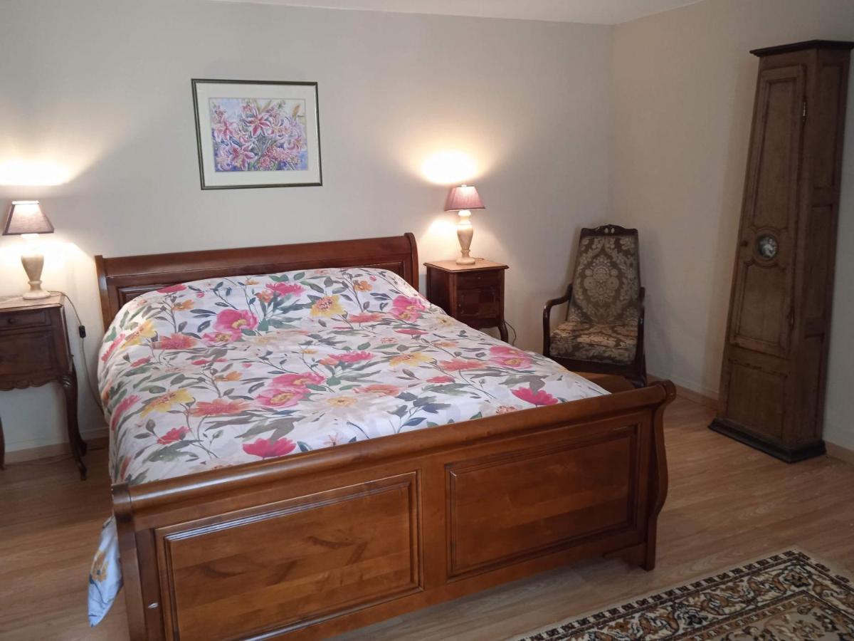 Charming Detached 2 Bedroom Ancient House In Medieval Quarter Of A Small Town In The Pays De La Loire, France Sillé-le-Guillaume Extérieur photo